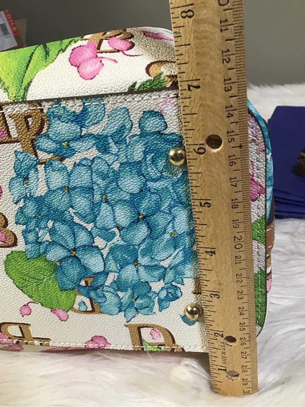 Dooney hydrangea monogram floral satchel Brenna - Picture 9 of 15